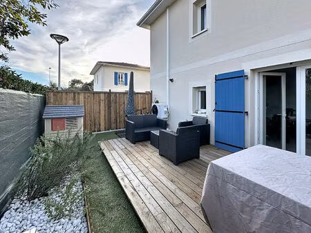 le haillan - maison 3 pièces/2 chambres - jardin - terrasse - parkings.