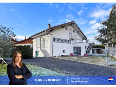 bonneville 74130 maison 106 m2 habitables - 222 m2 au sol