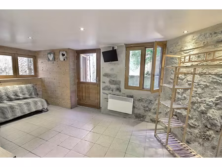 achat maison 8 pièces 232m²