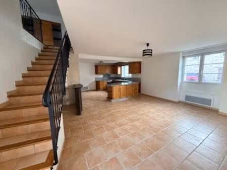 128 m² habitable / trois chambres