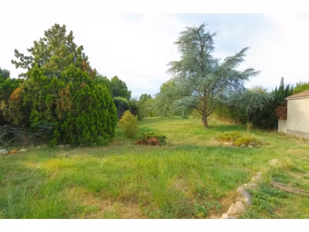 maison de plain-pied 77 m² – grand terrain arboré 1295 m² – au calme  proche commodités