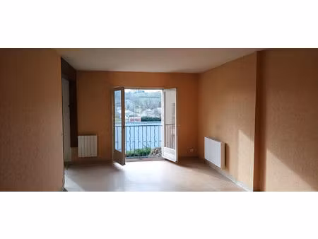 appartement villefranche de panat 3 pièce(s) 68 m2