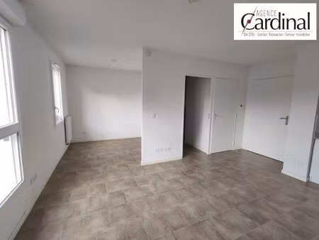location appartement 1 pièce 28m² manosque 04100
