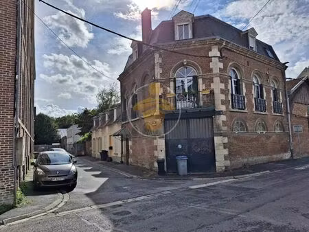 vente maison 8 pièces 190 m2 à la fère