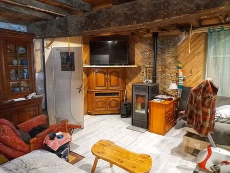 maison 47 m² habitables avec 170 m² de potentiel d'aménagement