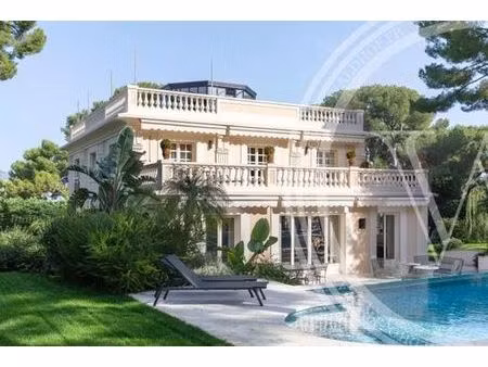 villa de 8 pièces de luxe en location roquebrune-cap-martin  france