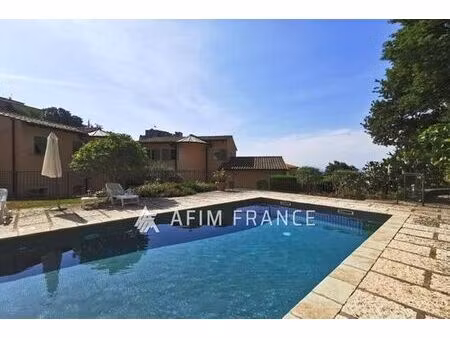 villa de luxe de 4 pièces en location roquebrune-cap-martin  france