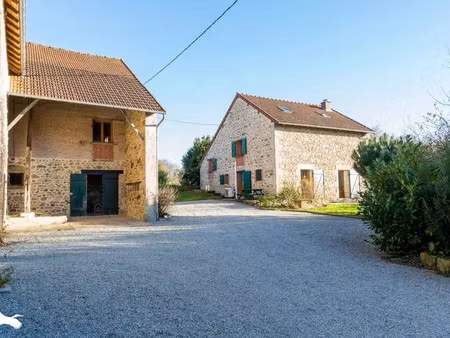 vente maison 5 pièces 196 m² à saint-dizier-leyrenne (23400)  325 000 €