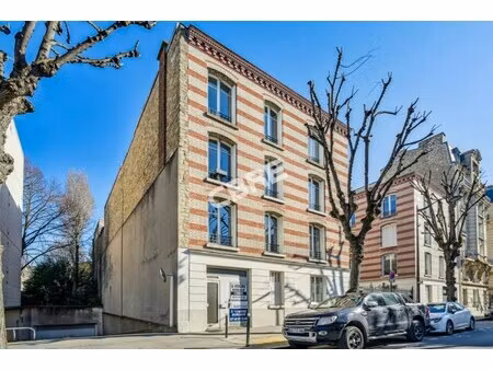 achat local professionnel 376m²