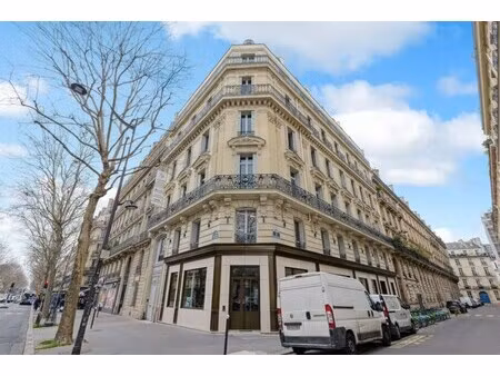 location local professionnel 2 030m² paris 7ème