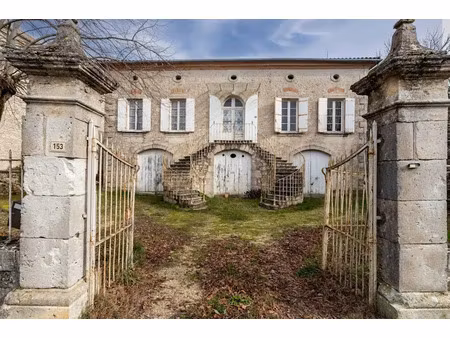 vente maison 7 pièces 225 m² à beauville (47470)  395 200 €