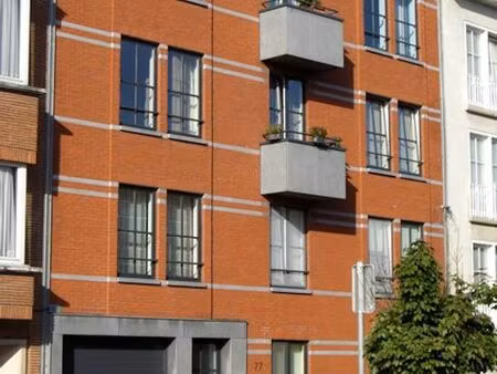 appartement en colocation à avenue commandant lothaire etterbeek (vbd63978)