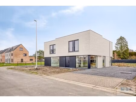 huis te koop in laakdal met 3 slaapkamers