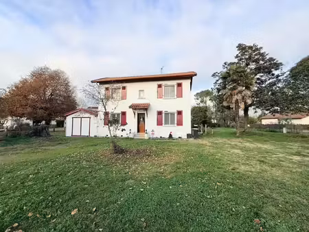 vente maison aire-sur-l'adour 40800 - - surface privée