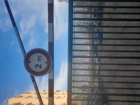 parking exterieur voiture