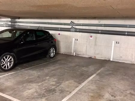 vente place parking aix centre