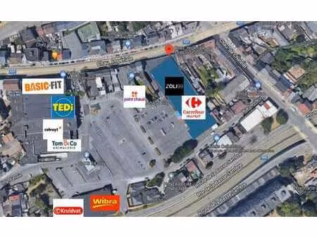 ensemble commercial de 3.378 m²