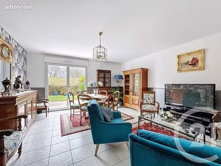 maison 5 pièces 94 m²