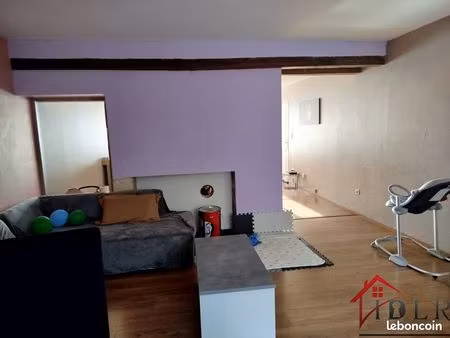 maison 6 pièces 197 m²