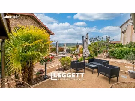 commerce hôtel 972 m²