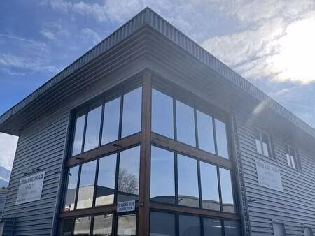 local d'activités à louer