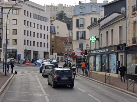 location locaux professionnels 297 m² à issy-les-moulineaux (92130)  90 000 €