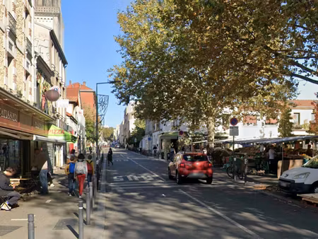 location locaux professionnels 451 m² à montreuil (93100)  140 400 €