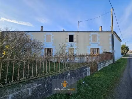 vente maison 4 pièces 163 m2 à saint-hilaire-la-palud