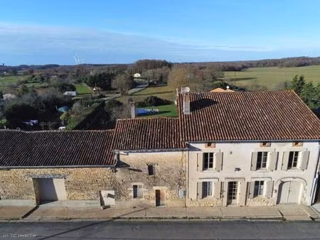maison de campagne avec 5 chambres 6 minutes de