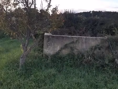 vente terrain 2000 m² à sabran (30200)  20 000 €