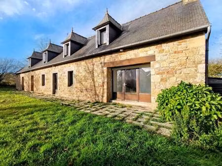 vente maison à bégard (22140) : à vendre / 156m² bégard