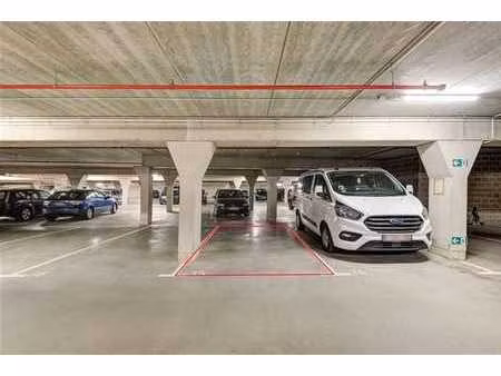 parking/boxe de garage