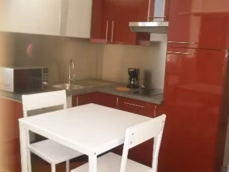 location meublée appartement 1 pièce 29 m² à saint-quentin (02100)  330 €