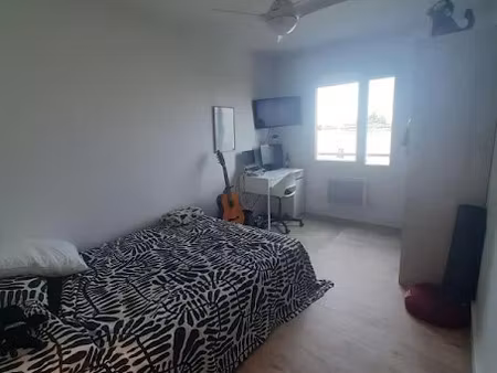 location meublée appartement 5 pièces 95 m² à talence (33400)  549 €