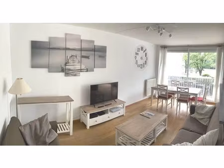 location meublée appartement 5 pièces 97 m² à talence (33400)  580 €