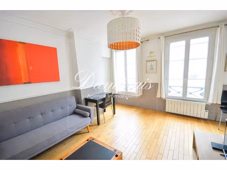 75004 paris - 3 pieces de charme