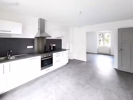 appartement 3 pièces 77 m²