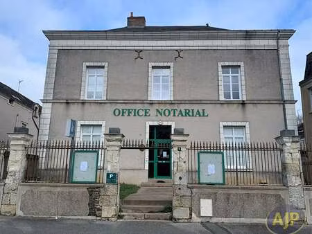 vente immeuble à segre (49500) : à vendre / 430m² segre