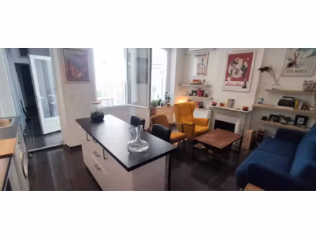 location meublée appartement 3 pièces 57 m² à marseille 1er (13001)  1 390 €