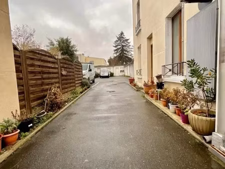 location maison 2 pièces 24 m² à argenteuil (95100)  830 €