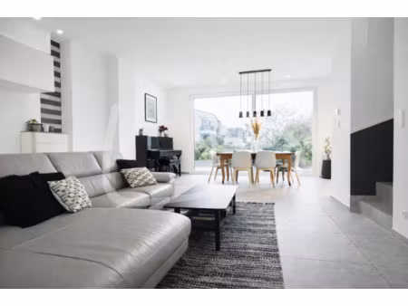 en vente maison mitoyenne 143 m² – 1 799 000 € |luxembourg-limpertsberg