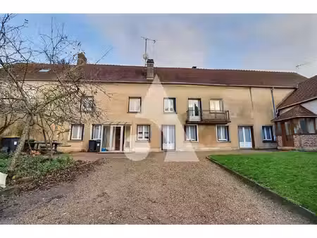 corps de ferme de 230 m² à rénover / charme de l'ancien et potentiel exceptionnel à cormei