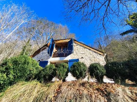 grange foraine suspendue – 60 m² – pied-à-terre haut de gamme 900m d'altitude dans les pyr