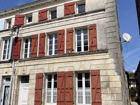 maison type 4 r+2 vue charente avec dépendance et jardin