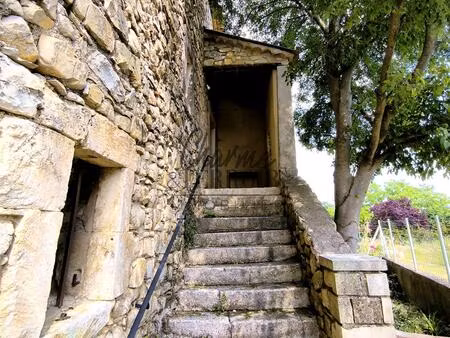 nord uzès mas de village rénové de 300m2 env. sur 1247m2 de terrain