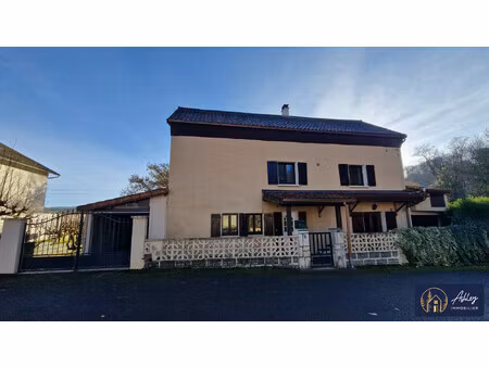 maison familiale à louer ydes