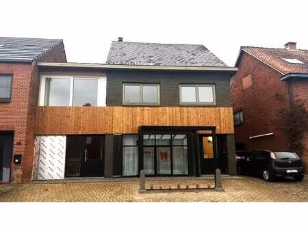 appartement te huur in lommel met 3 slaapkamers