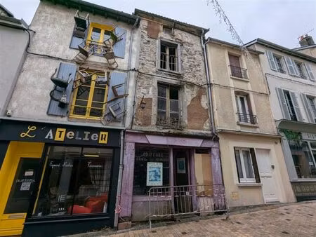 achat immeuble 86m² bort les orgues 19110