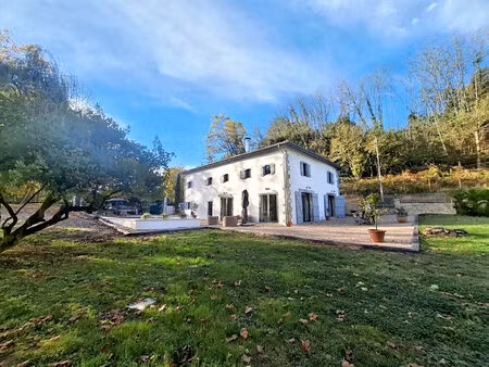 achat maison 7 pièces 256m²