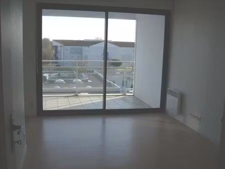location appartement 2 pièces 38m² la rochelle 17000
